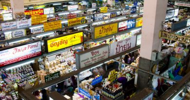 warorot-market1